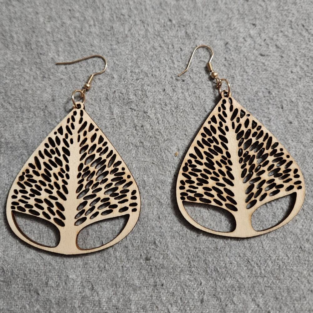 Boutique Natural Wood Filigree Tree of Life Laser-Cut Wooden Dangle Earrings